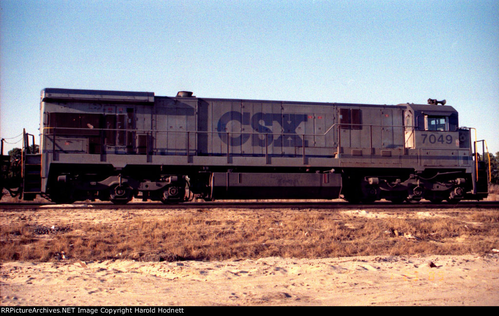 CSX 7049